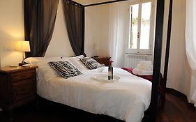 Suite Lungara